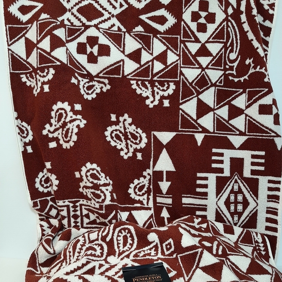 **Pendleton Woolen Mills Bandana  Bath Towel - Picture 10 of 11